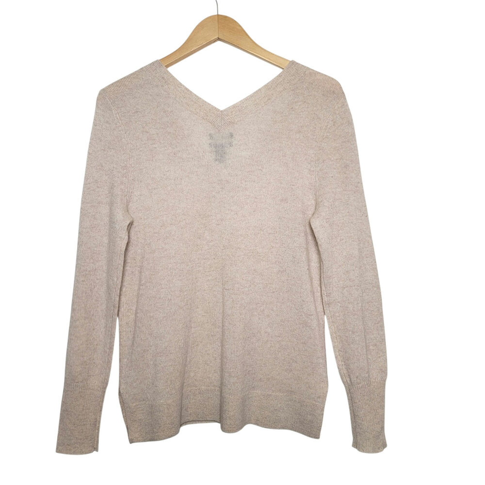 Halogen 100% Cashmere V Neck Pullover Sweater Long Sleeve Beige Cream M Classic - Picture 6 of 11